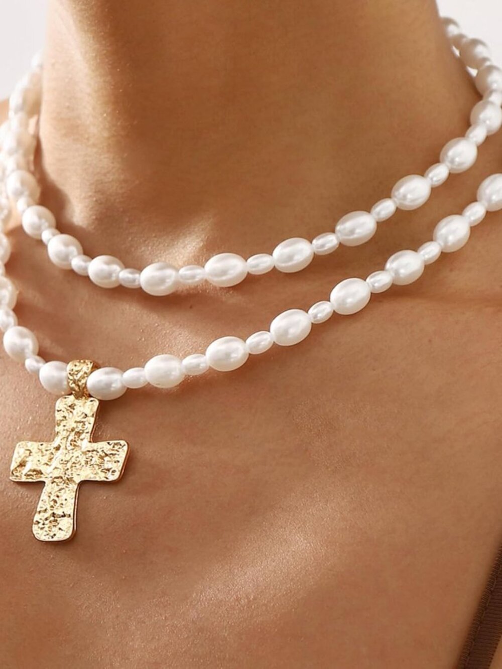Chunky Gold Cross Necklace for Women Statement Hammered Bold Pendant Layered Vin - Picture 4 of 6
